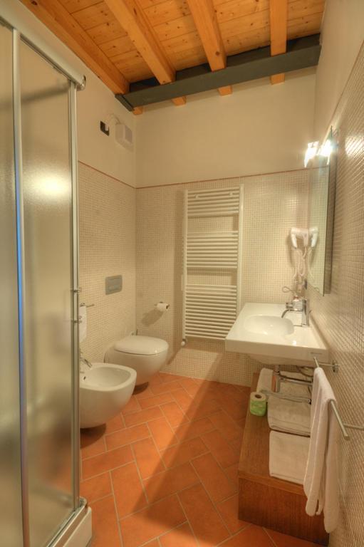 Agriturismo Colombarino Villa Desenzano del Garda Ruang foto